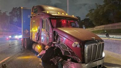 صورة تحطم شاحنة على QEW في ميسيسوجا