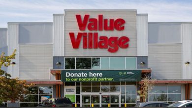 صورة بعد التبرع بها … دمية تباع بسعر خيالي في” Value Village”