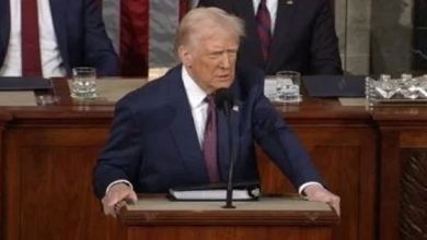 صورة ترامب يفرض تعريفة جمركية 25٪ على النفط والغاز الفنزويلي